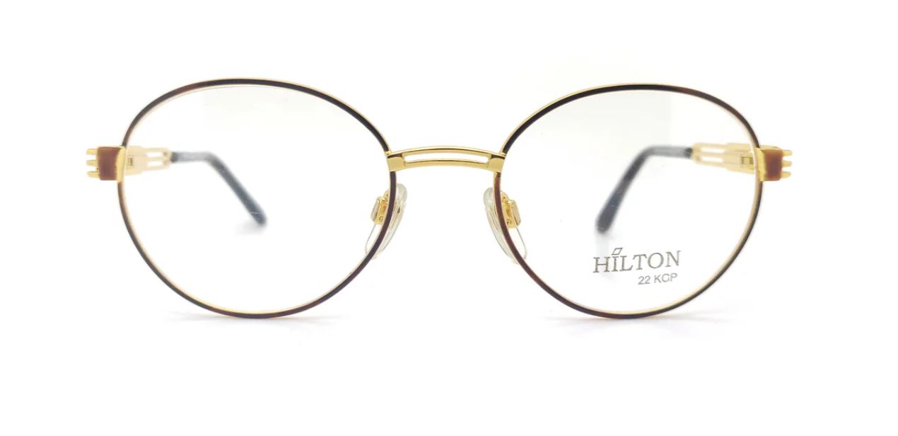 HILTON CLASS 53 02